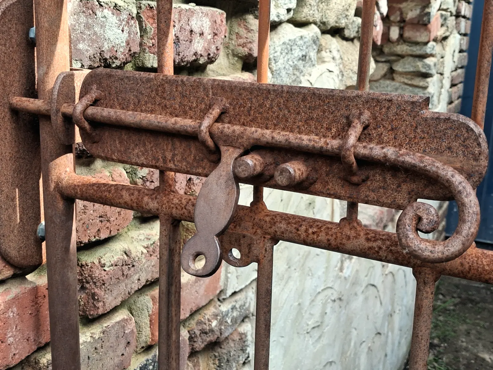 Gate Hardware